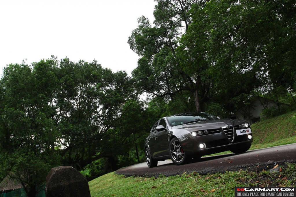 Alfa Romeo 159 2.2 Selespeed Quadrifoglio Verde (A) Review