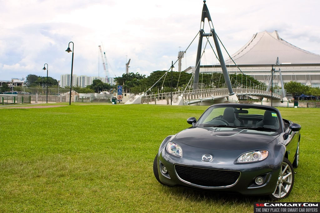 Mazda MX-5 2.0 (A) Review