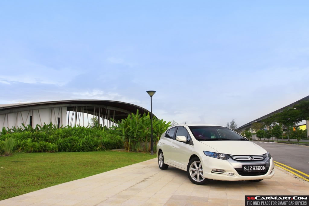 Honda Insight Hybrid 1.3 (A) Review