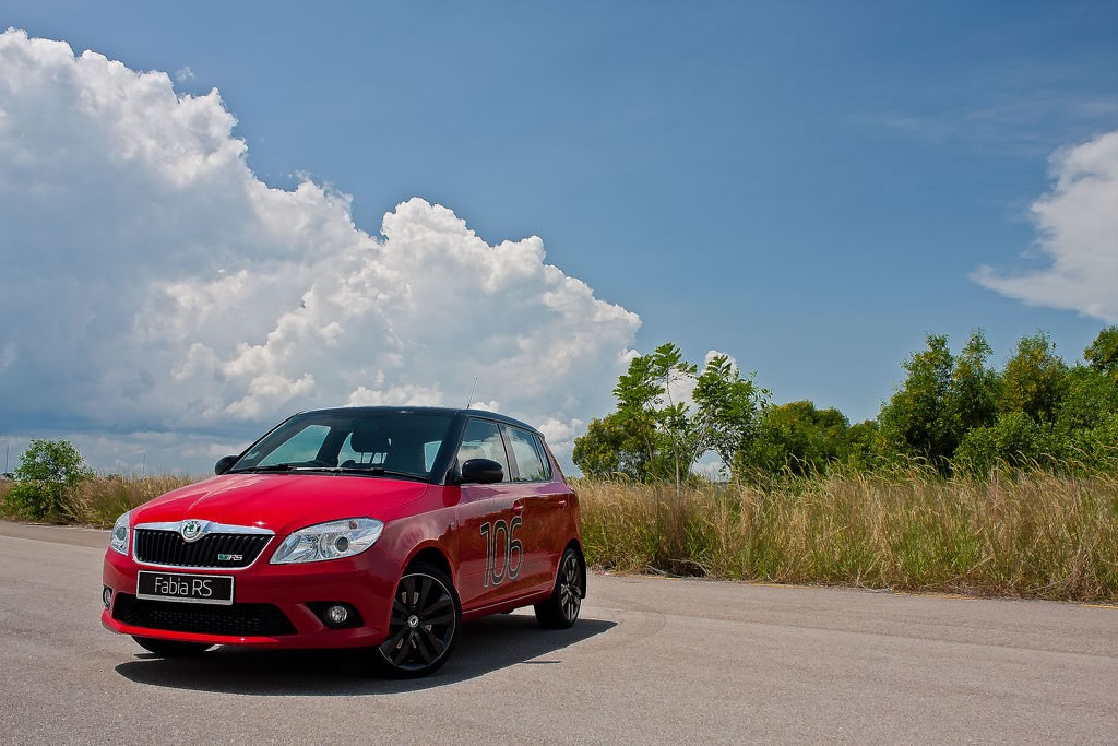 Skoda Fabia 1.4 RS (A) Review