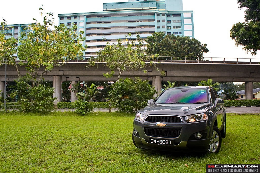 Chevrolet Captiva 2.4 LT (A) Review