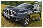 Infiniti FX50 5.0 V8 (A) Review