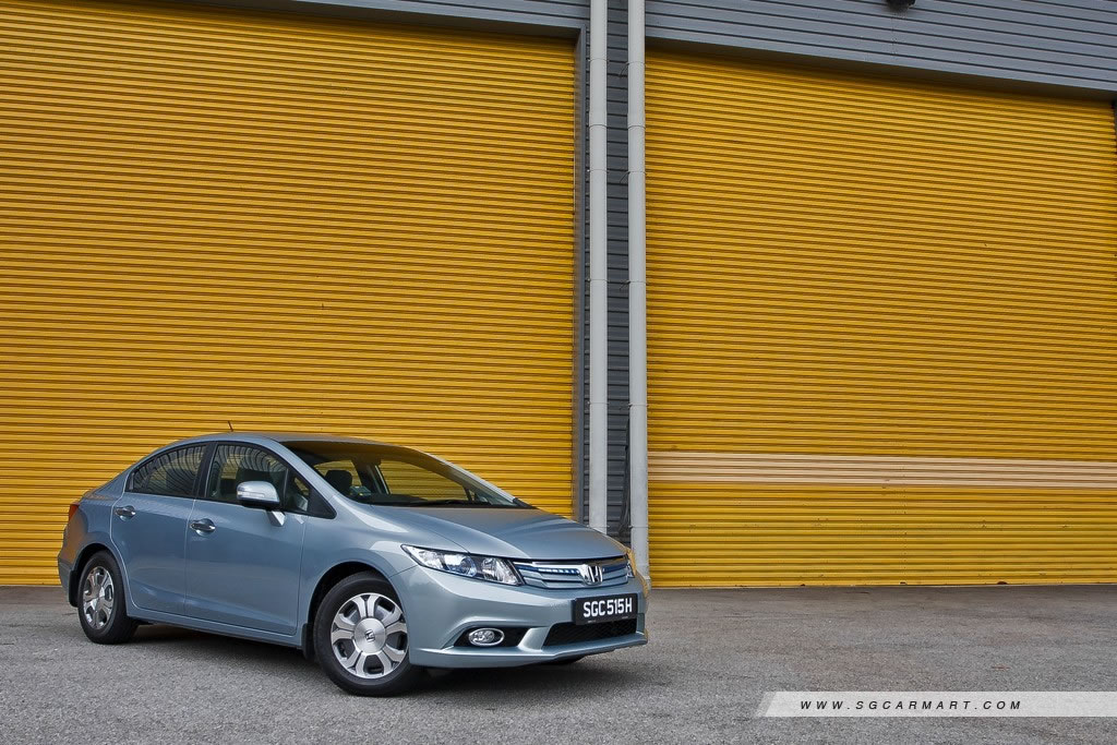 Honda Civic Hybrid 1.5 (A) Review
