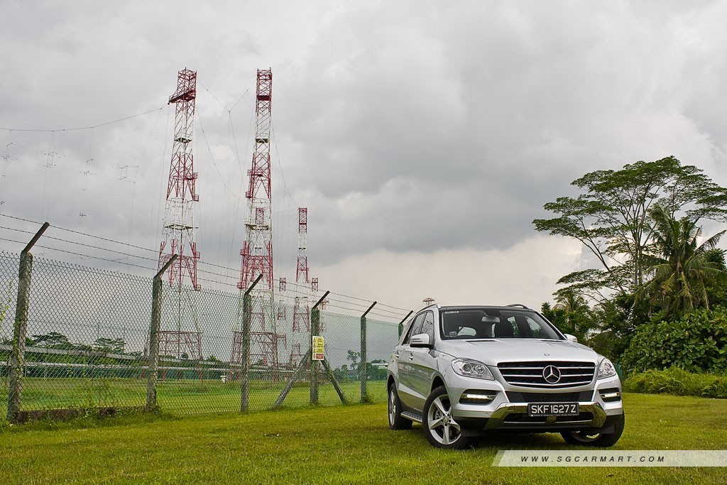 Mercedes-Benz M-Class ML350 BlueEFFICIENCY4MATIC (A) Review