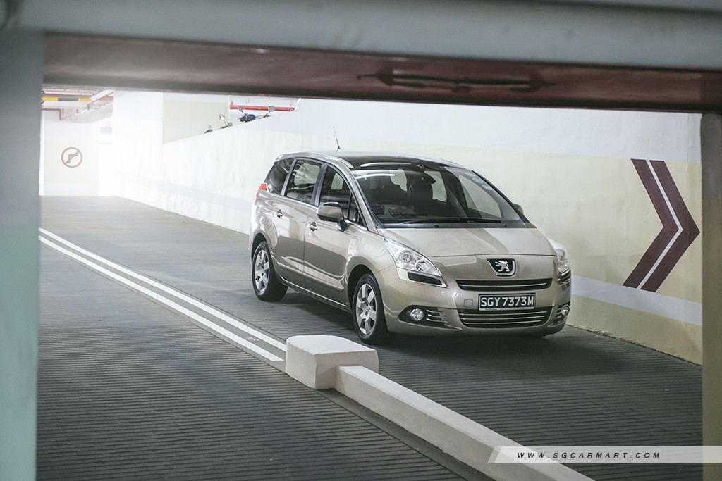 Peugeot 5008 Diesel 1.6 e-HDi EGC Luxury (A) Review