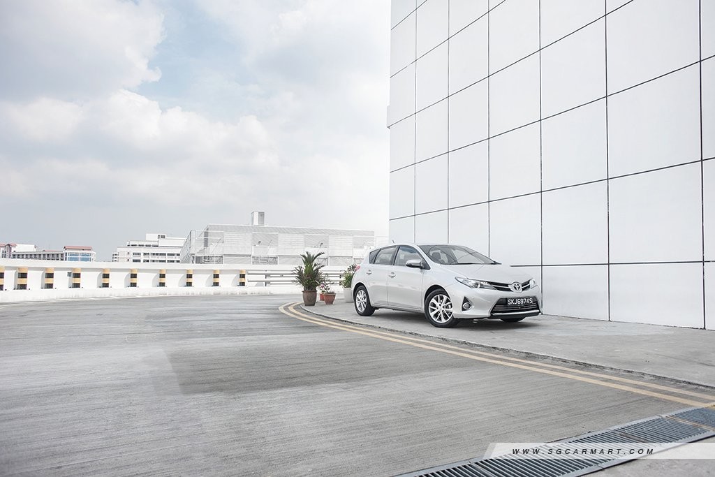 Toyota Auris 1.6 (A) Review