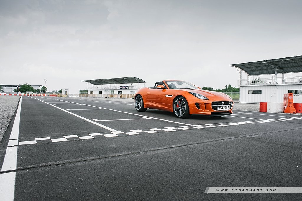 Jaguar F-TYPE 3.0 S (A) Review