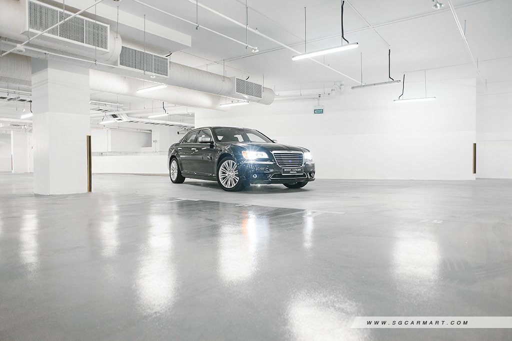 Chrysler 300C Diesel 3.0 Luxury (A) Review