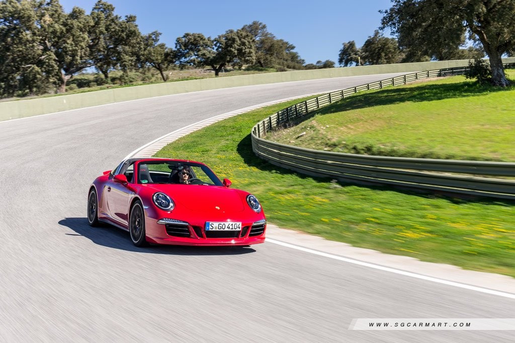 Porsche 911 Targa 4 GTS PDK 3.8 (A) First Drive Review