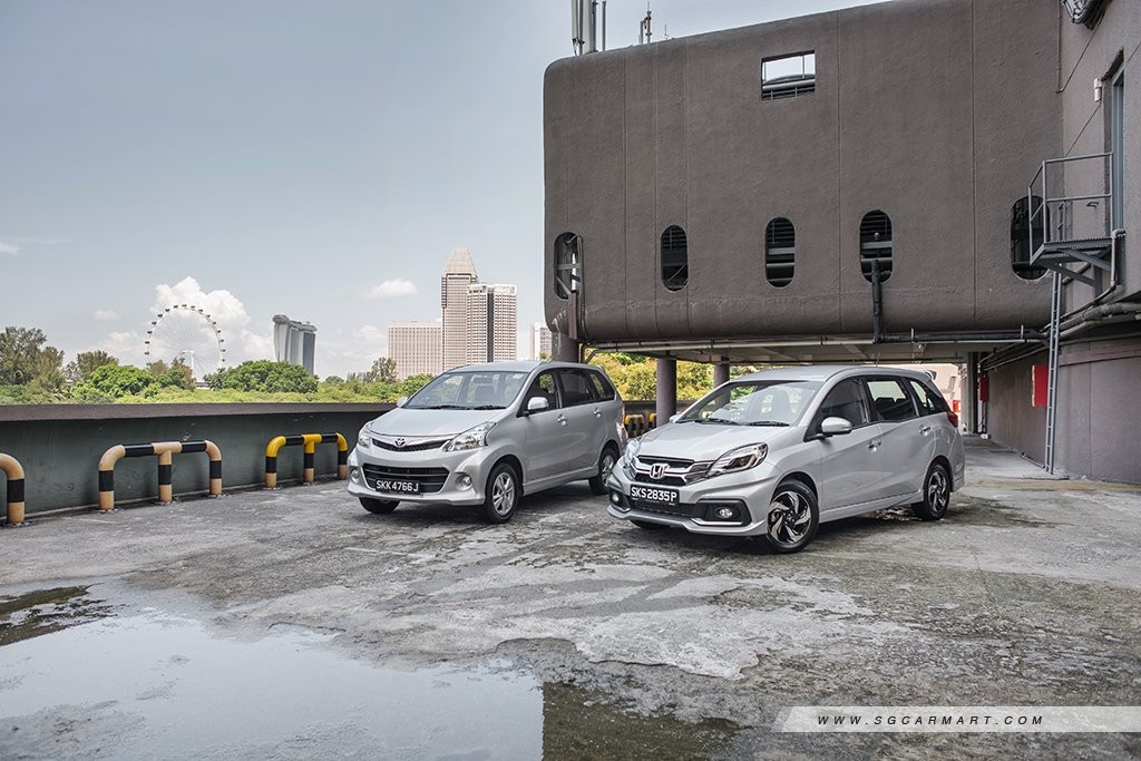 Honda Mobilio 1.5 RS i-VTEC Luxe (A) vs Toyota Avanza 1.5 (A)