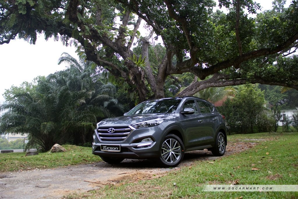 Hyundai Tucson 2.0 GLS (A) Review - Sgcarmart