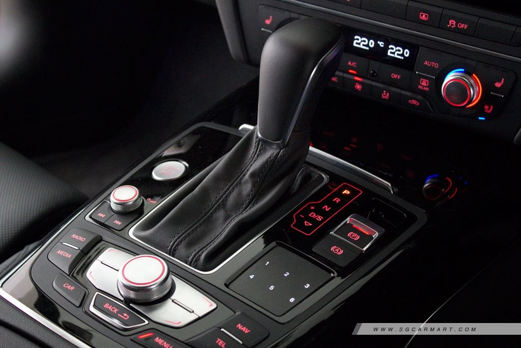 Audi A6 C7 3.0 tfsi - Отзыв владельца автомобиля Audi A6 2015 года ( IV (C7)  Рестайлинг ): 3.0 AMT (333 л.с.) 4WD