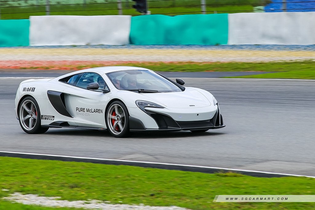 McLaren 675LT 3.8 (A) First Drive Review