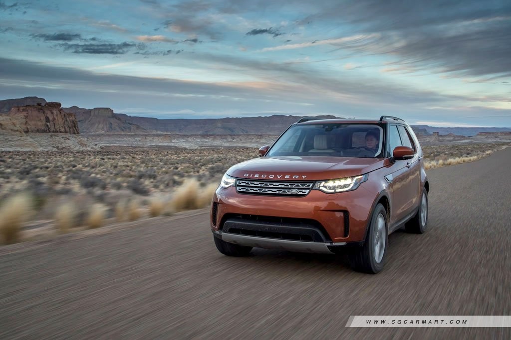 Land Rover Discovery Diesel 3.0 TDV6 HSE 7-Seater (A) First Drive Review