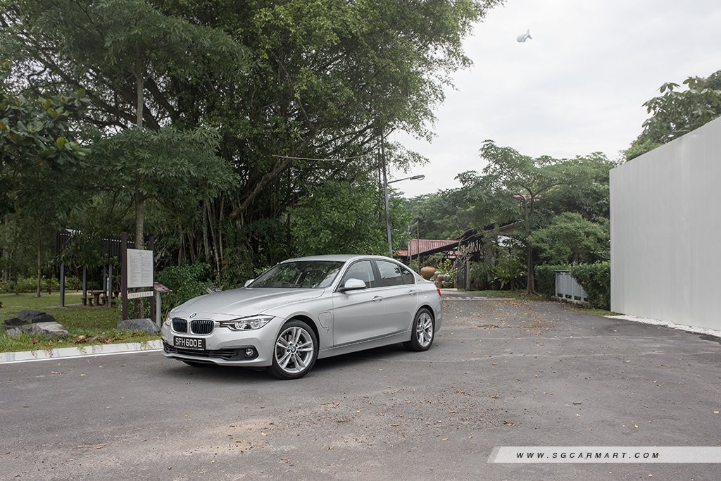 BMW 3 Series Plug-in Hybrid 330e iPerformance (A) Review