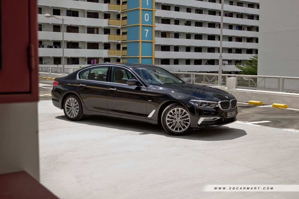 BMW 5 Series Sedan 520i Luxury (A) Review