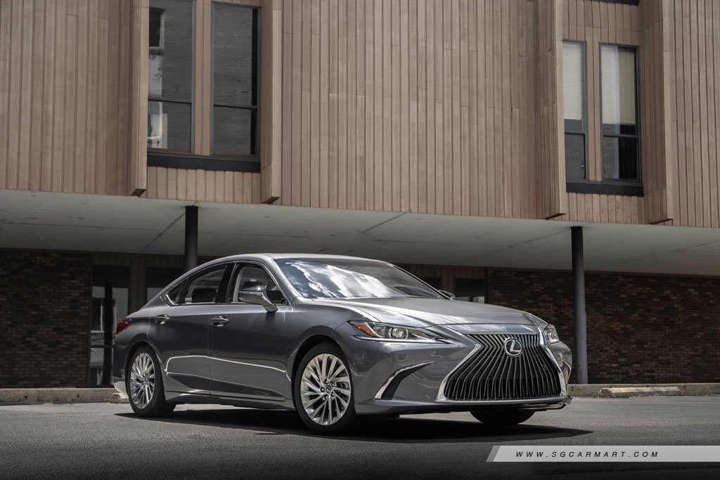 Lexus es250 черный