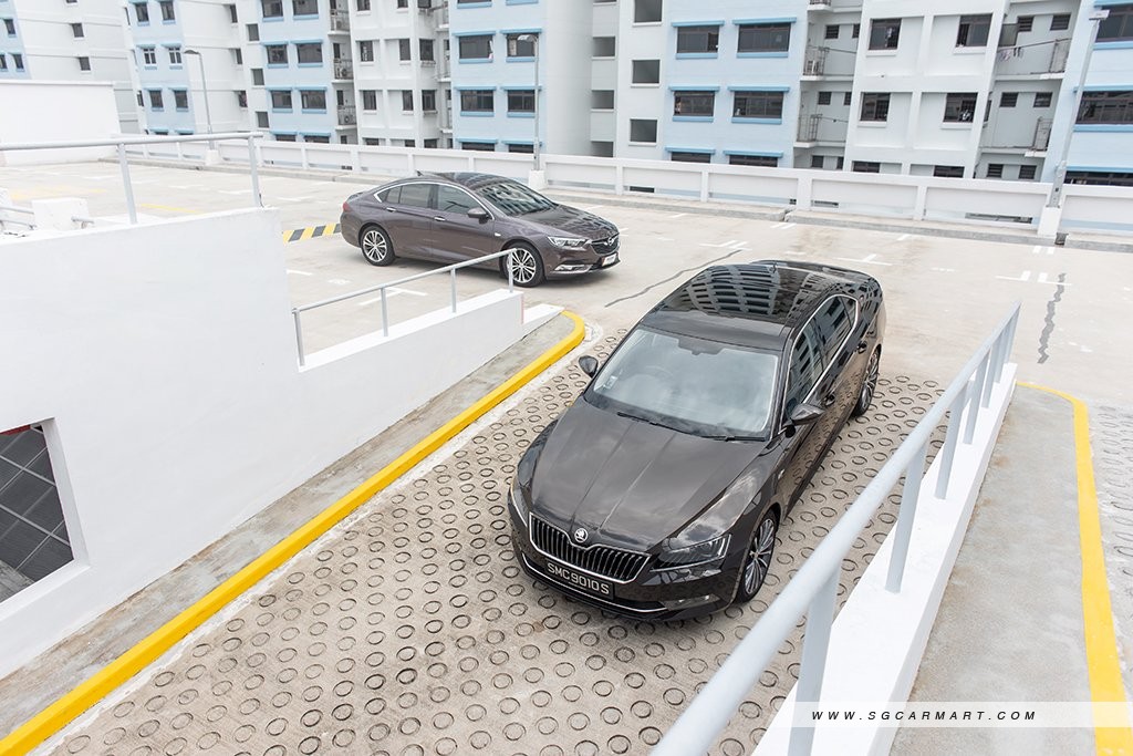 Opel Insignia Grvssport 1.5 Turbo vs Skoda Superb 2.0 TSI