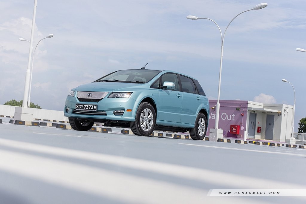 BYD e6 Electric 80 kWh (A) Review