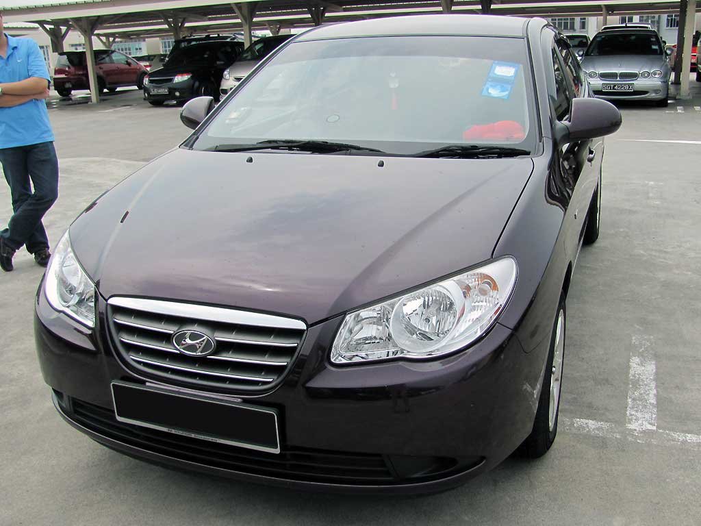 Hyundai Avante 1.6A S