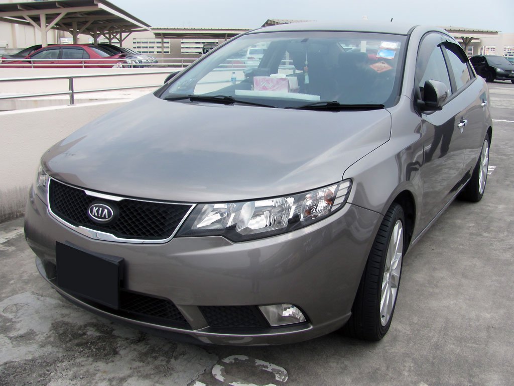 Kia Cerato Forte 1.6A SX