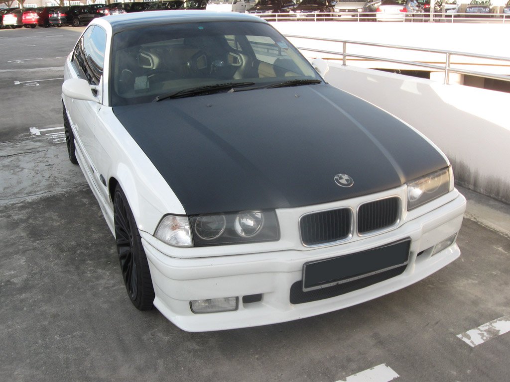 BMW 318IS Coupe (COE till 02/2013)