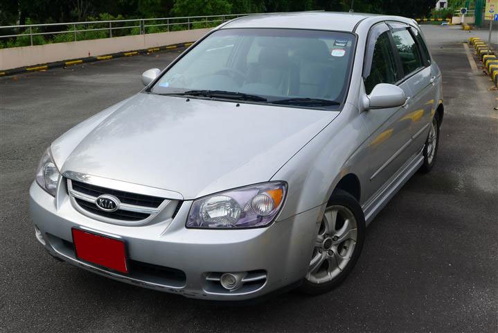 Kia Cerato 1.6M HB (OPC)