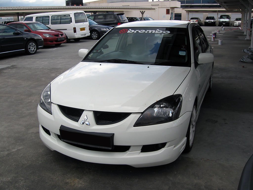Mitsubishi Lancer 1.6A Sports