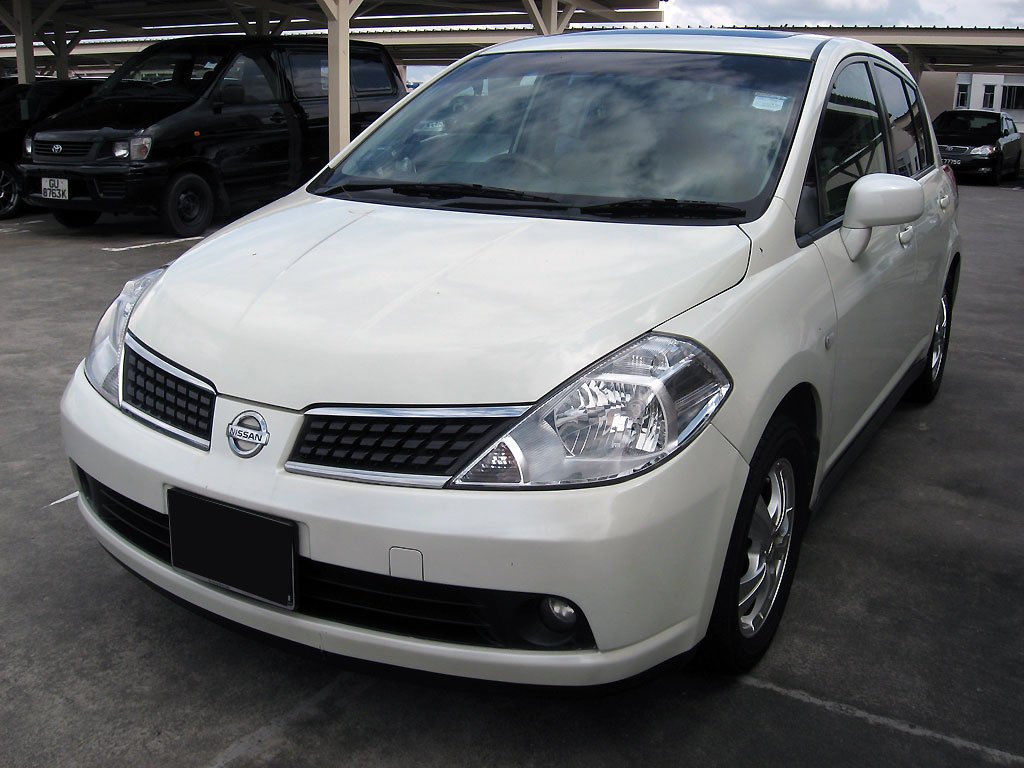 Nissan Latio 1.5A Sports Premium