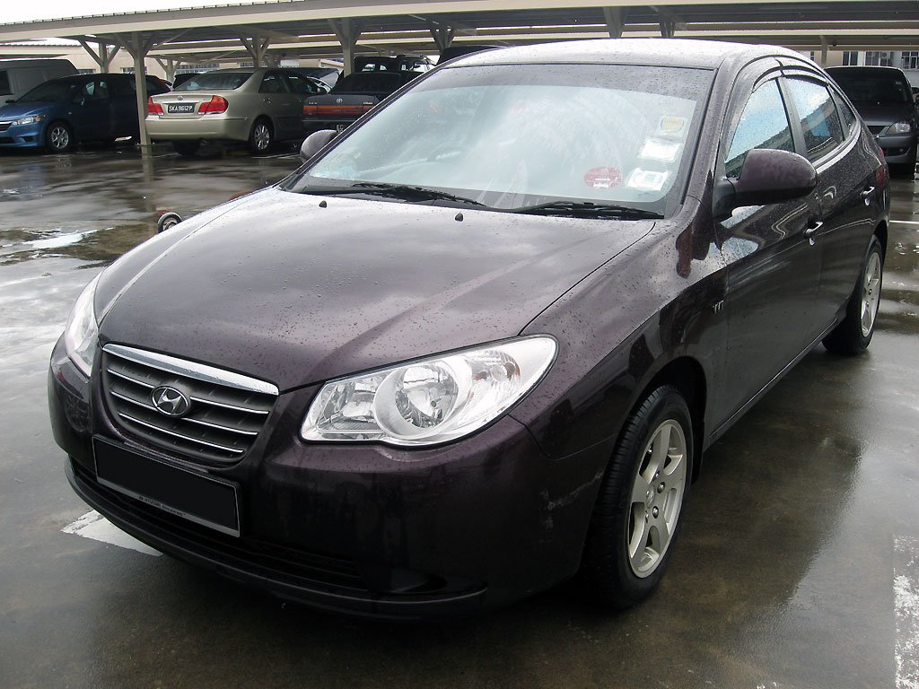 Hyundai Avante 1.6A S