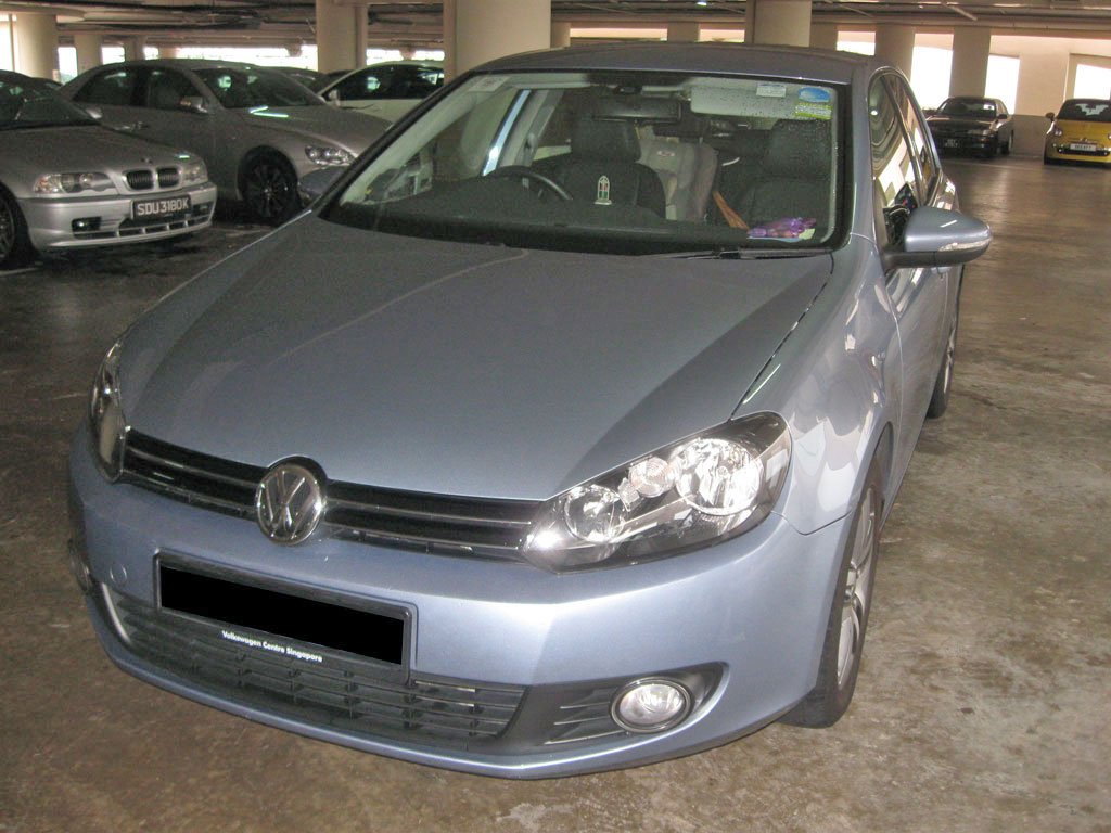 Volkswagen New Golf 1.4A
