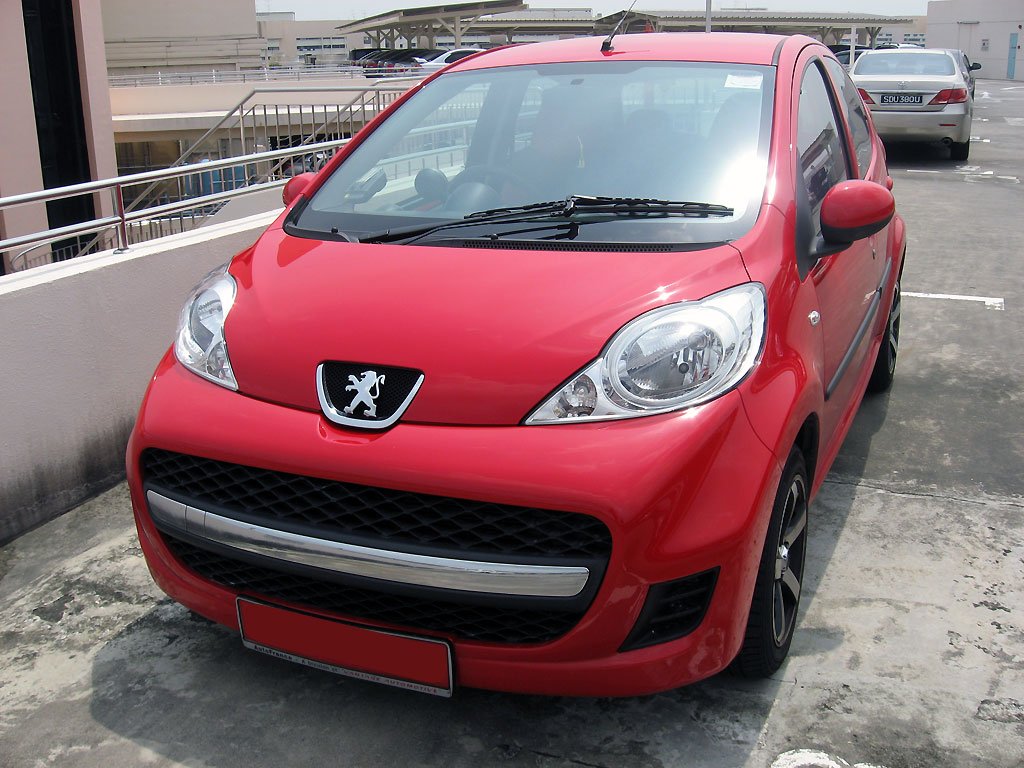Peugeot 107 1.0A 2-Tronic (Revised OPC)