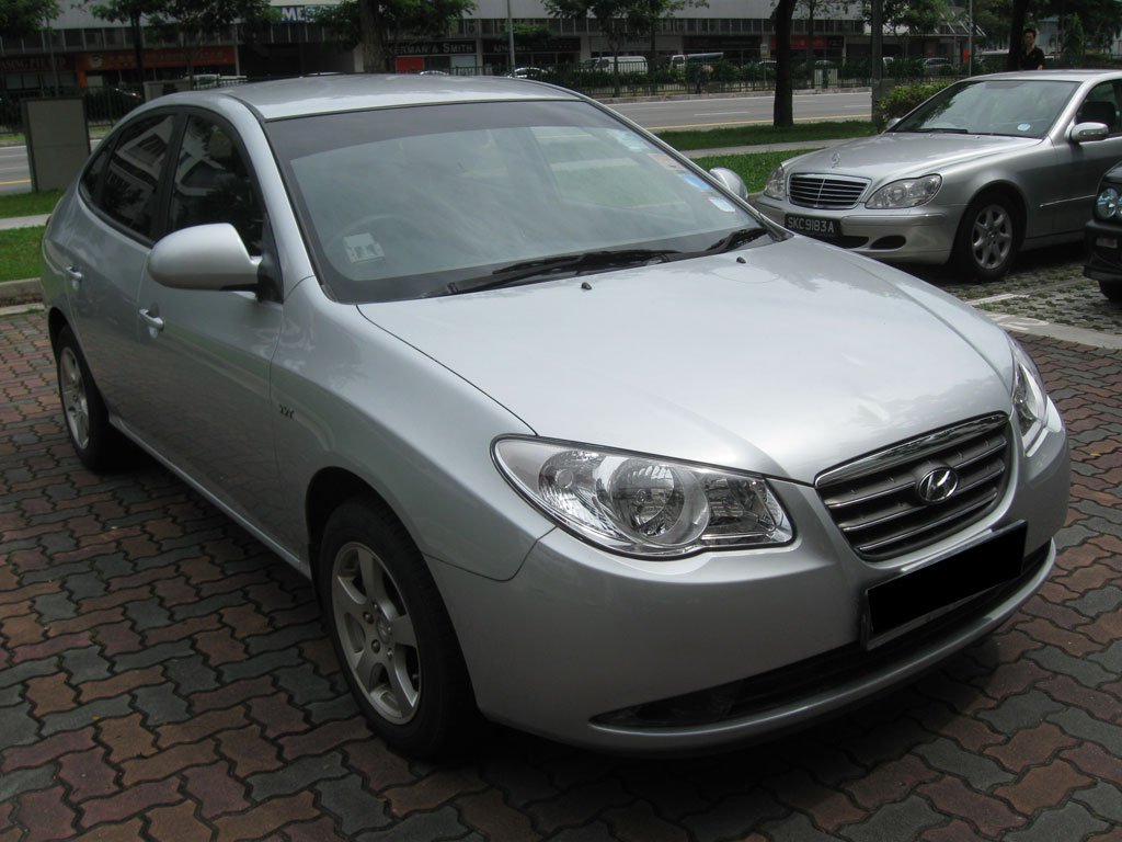 Hyundai Avante 1.6A S