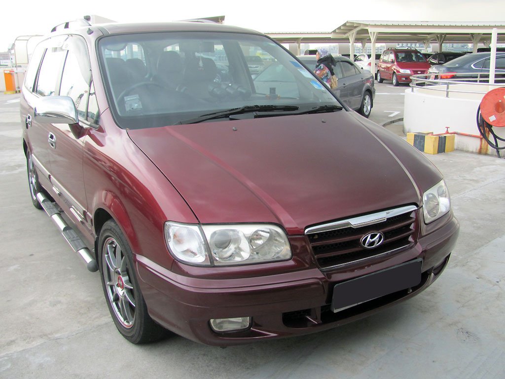 Hyundai Trajet 2.0A FL