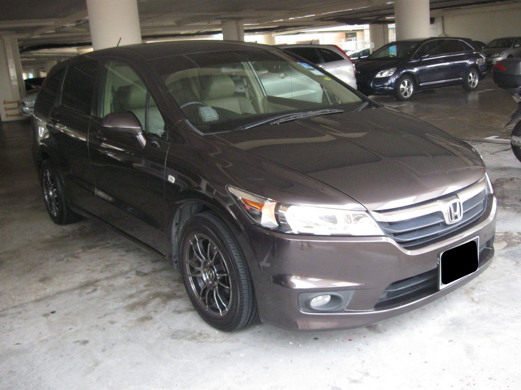 Honda Stream 1.8A