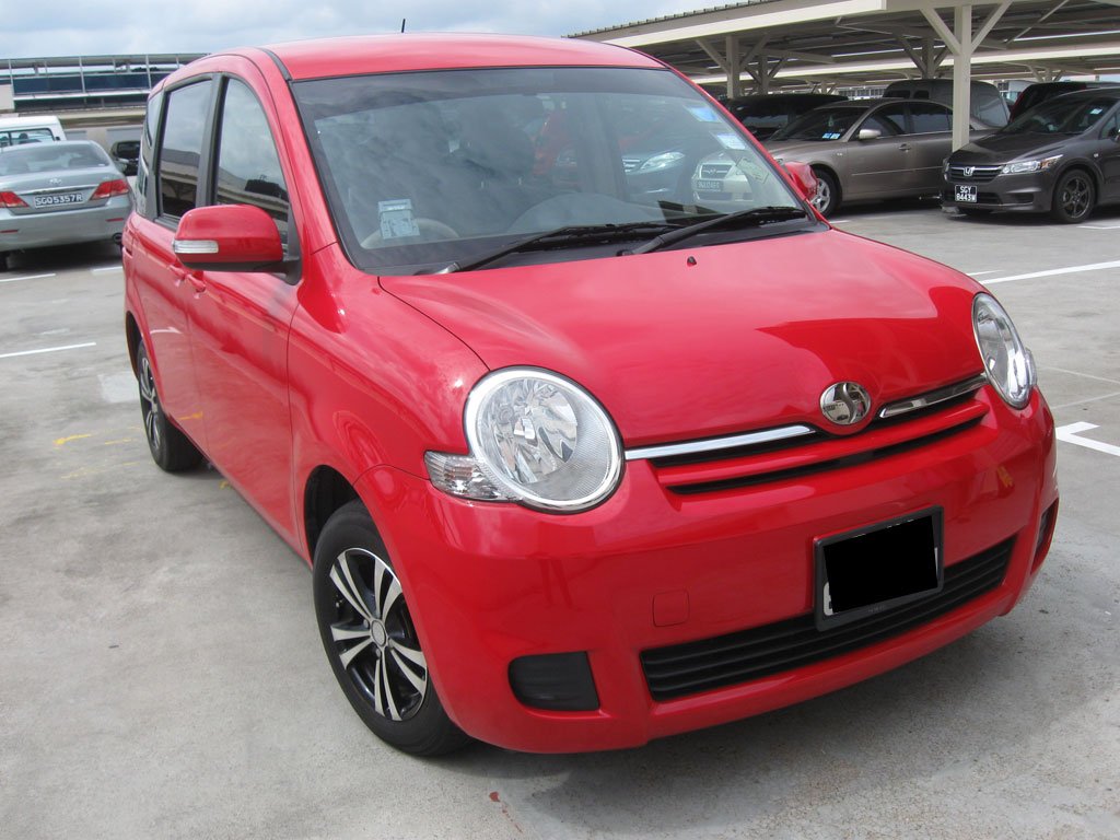 Toyota Sienta 1.5A X