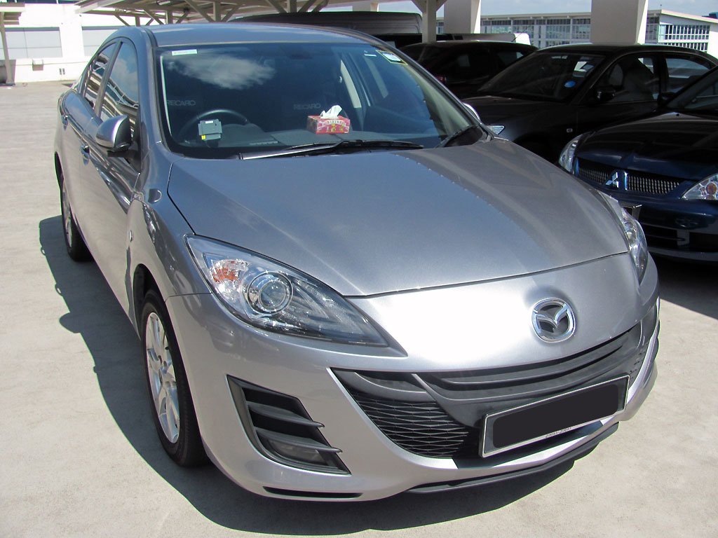Mazda 3 1.6A Luxury