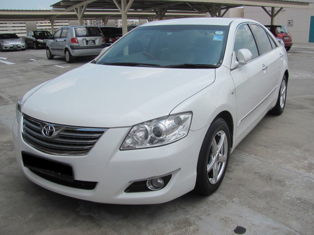 Toyota Camry 2.4A
