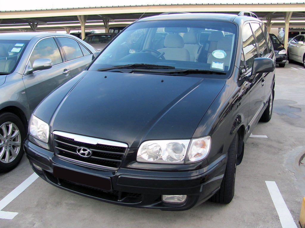 Hyundai Trajet FL 2.0A