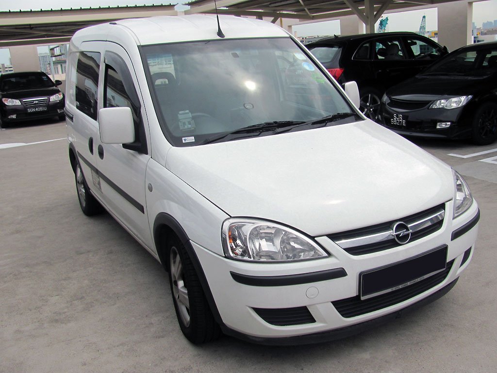 Opel Combo-C 1.3 MTA