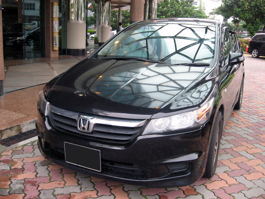 Honda Stream 1.8A