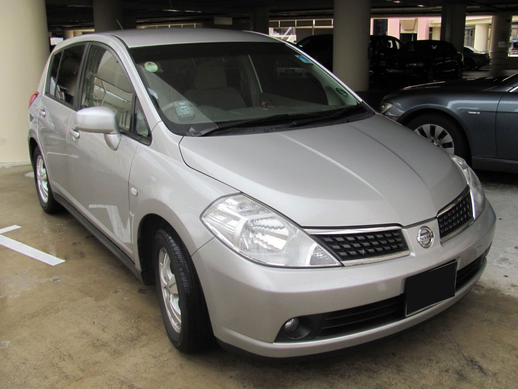 Nissan Latio 1.5A Sport Premium