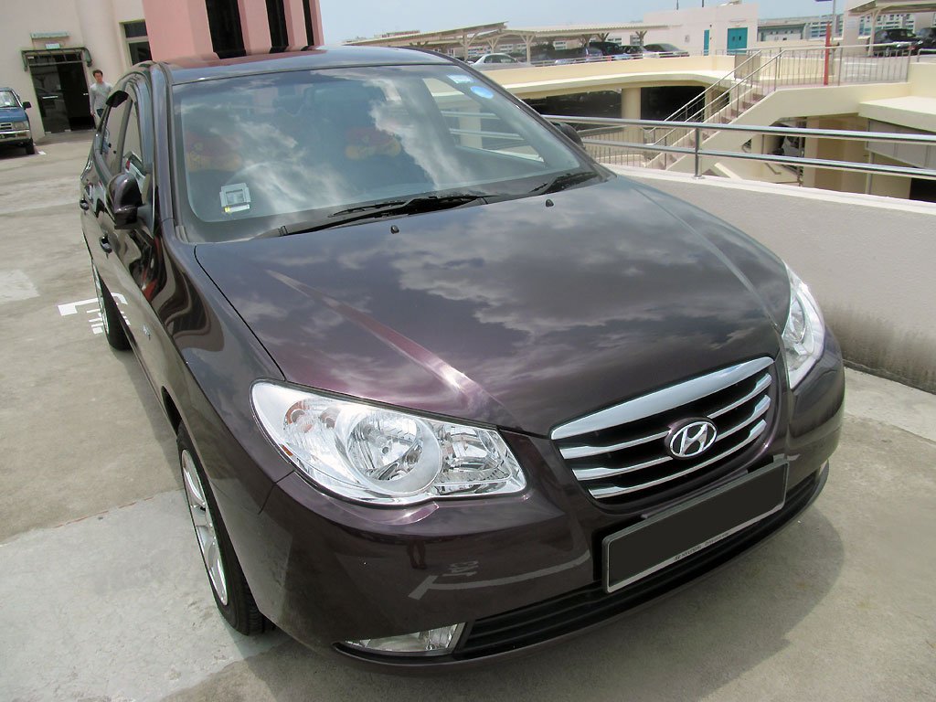 Hyundai Avante 1.6A S Sunroof