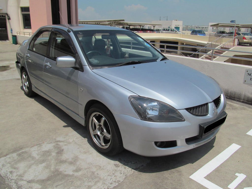 Mitsubishi Lancer 1.6A GLX