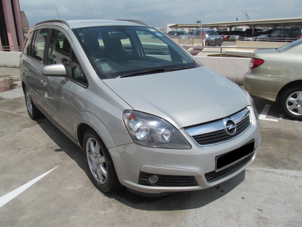 Opel Zafira 2.2A