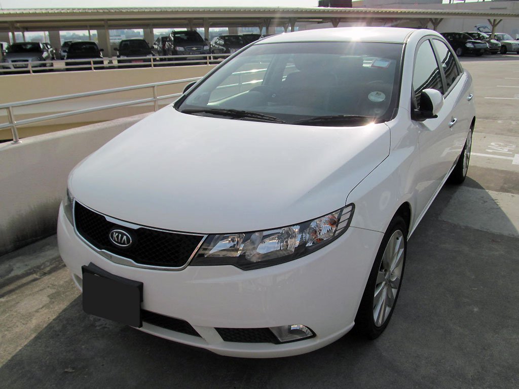 Kia Cerato Forte 1.6A SX