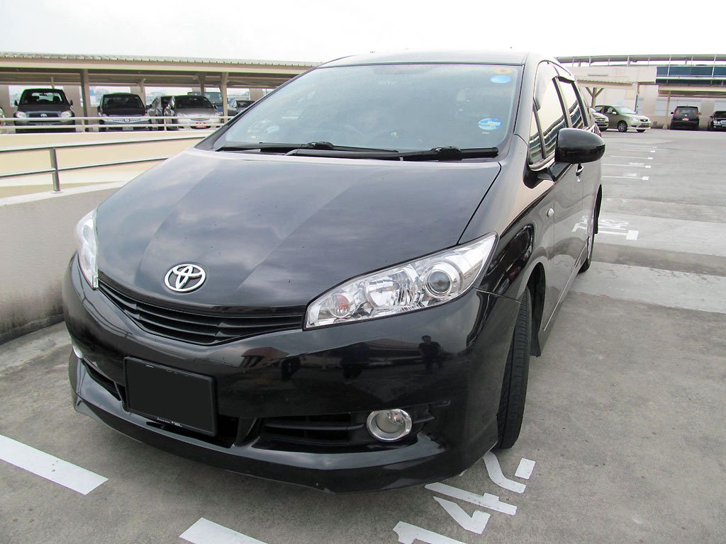 Toyota Wish 2.0A