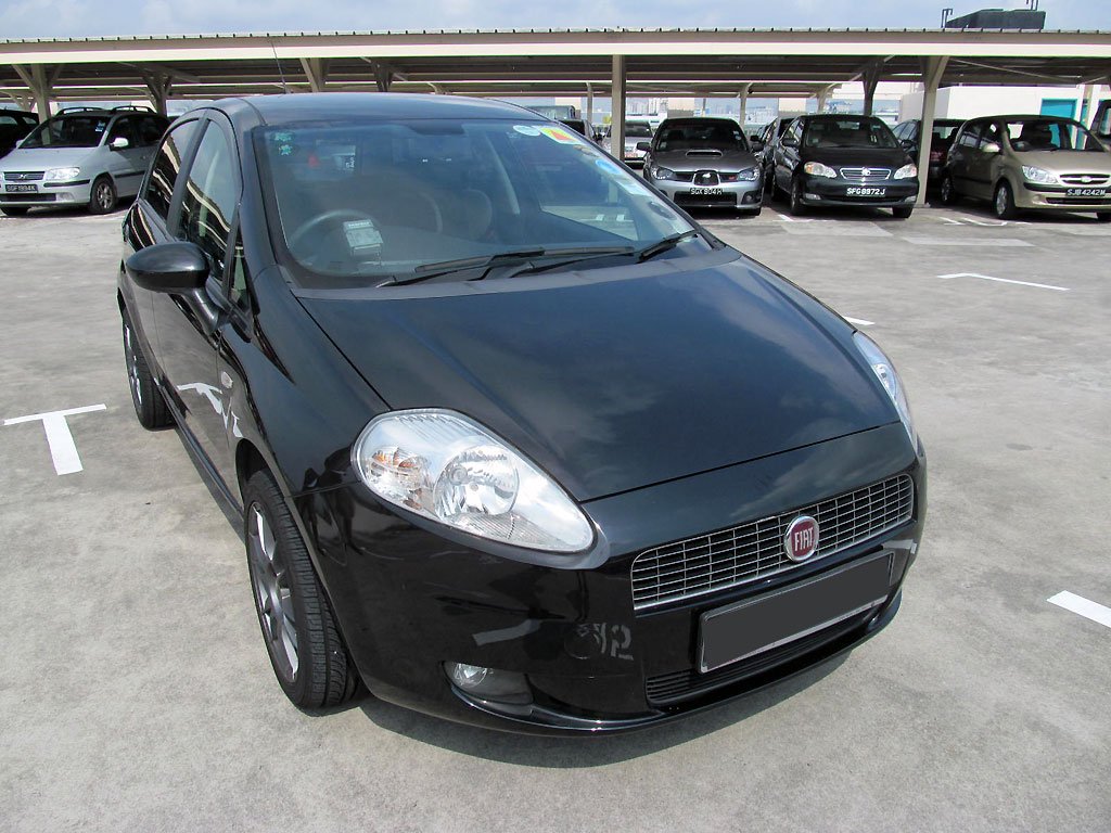 Fiat Grande Punto 1.4A 5DR Dynamic