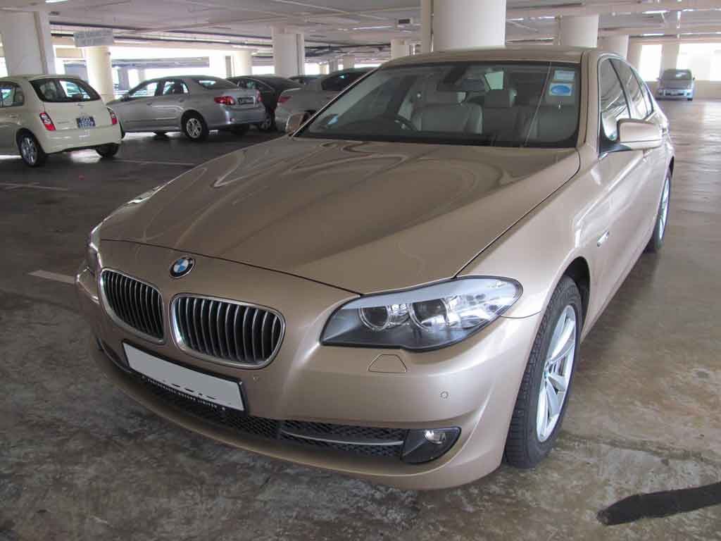 BMW 523I