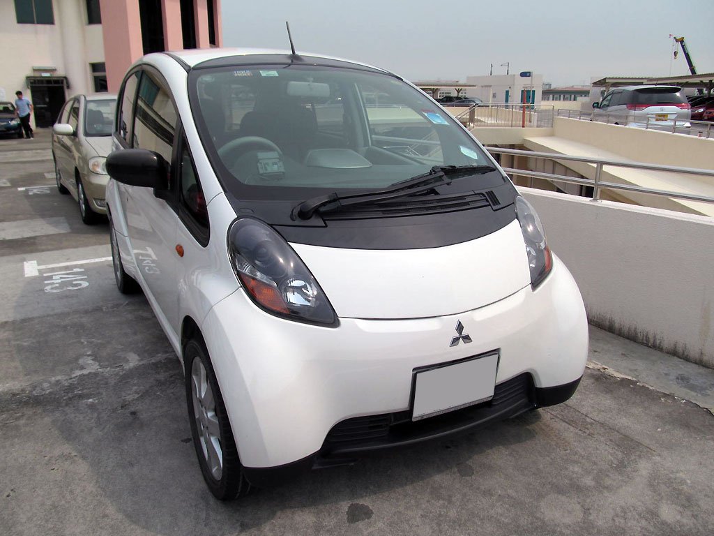 Mitsubishi I-Car Mivec M-Line